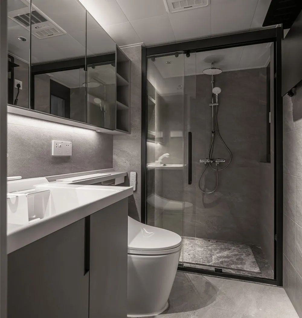 他家110m2简约风,只用了木饰面+极简白,越看越有范!