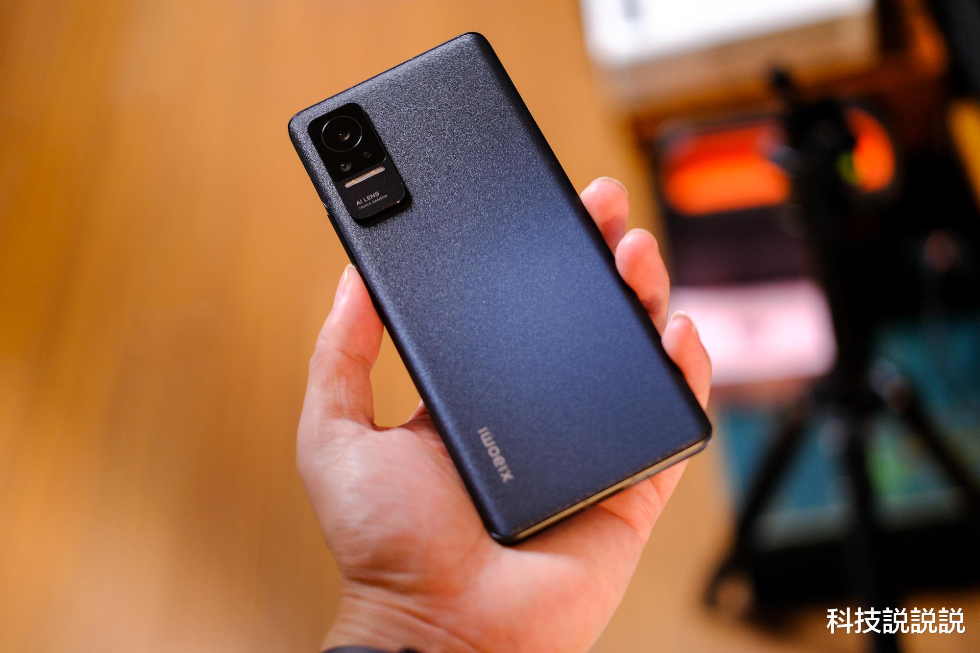 小米科技|小米亮剑，6.55英寸屏+166g，还有55W快充！