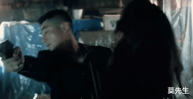 霍建华|国内十大过气男星近况：有人直播爆火，有人被坑500万，霍建华当奶爸