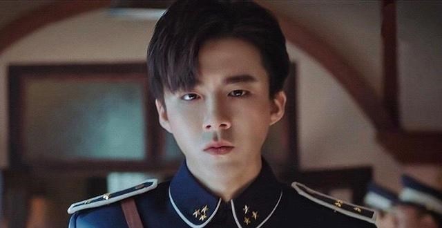 刘宇宁|8岁丧父27岁火遍网络，做过厨师发过传单，刘宇宁艰难的31年