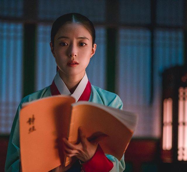 天眼查|《大长今》里的小“今英”长大了，《衣袖红镶边》里的她更绝了