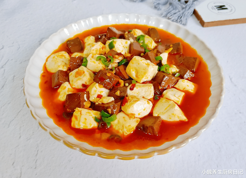 豆腐|猪血和它是绝配，等于“补血库”，补血补铁，气血足了，脸色更红润