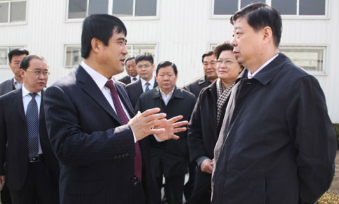 信用卡 “中国鸭王”倒了，175亿身价归0还套现2亿信用卡，已被捕