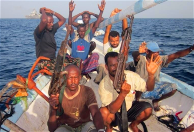 索馬裡：無差別打劫中國船隻，索馬裡海盜怎樣從猖獗到消失？-圖4