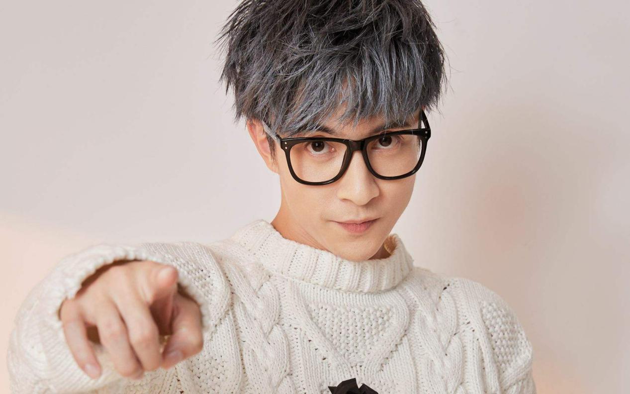 张杰|暗讽张杰靠女人上位，谢娜遭段曦扇耳光，薛之谦不上快本另有原因