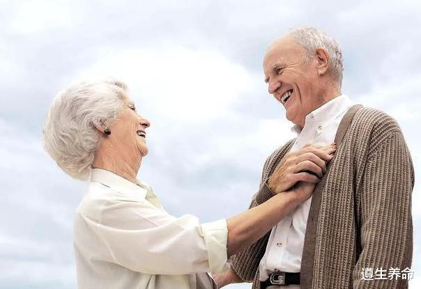 衰老|现在的老年人是怎样闯过73、熬过84岁两个坎的呢？看完涨知识了