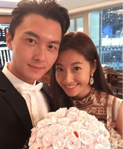 陈自瑶|一众贵妇举办派对！陈自瑶穿高叉晚礼服，三孩妈妈徐菁遥最性感