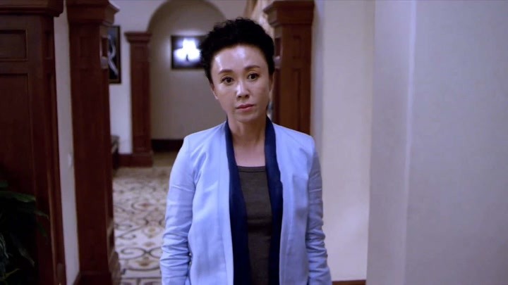 青敢|儿媳给婆婆买羊绒衫，婆婆：缩水，难看，晚上老公：妈给了六千