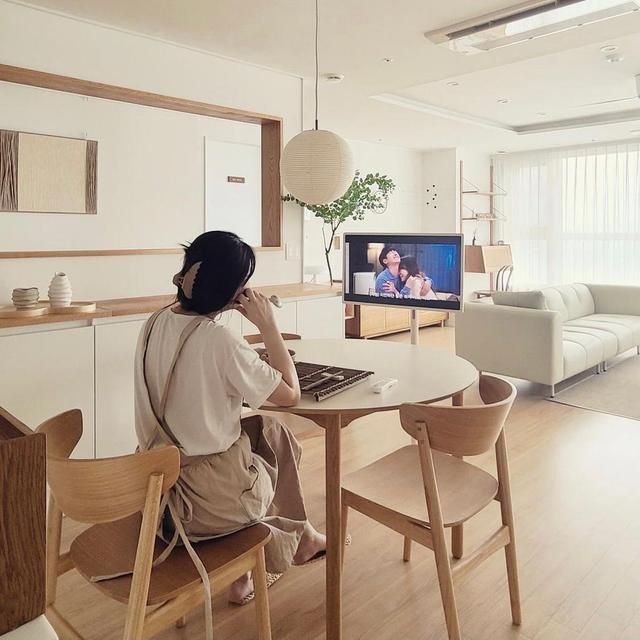家居师太的 这位韩国太太太有远见，坚持“去客厅化”设计，入住后发现真舒适