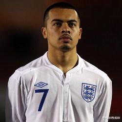 国足|国足为何不用李可？2年前被李可压在板凳上的球员，已经踢上英超