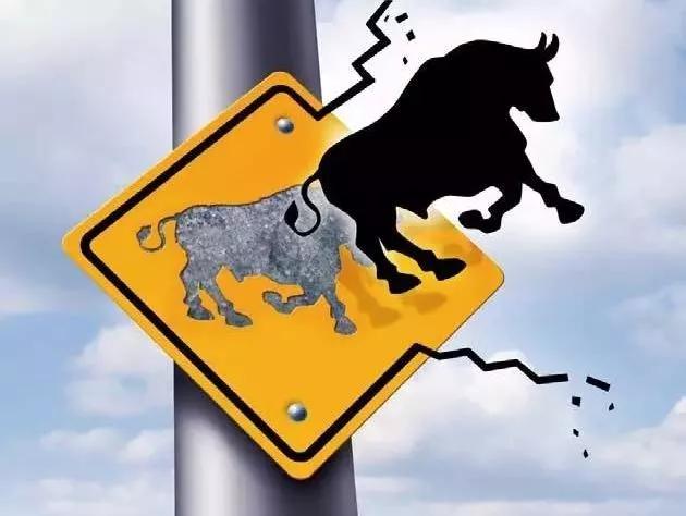 股市 市场热点：两大利空袭来！明日，将是A股关键性变盘！