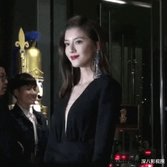 施伯雄|她是豪门狙击手还是被黑的“捞女”？悄悄攒起的上流闺蜜圈，不明觉厉