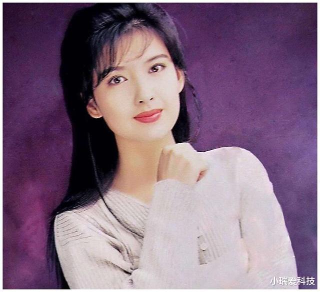 周慧敏|“玉女掌门人”周慧敏：就这样改写了命运，我们都被她的外表骗了