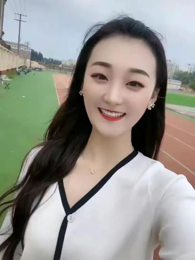 陈亚楠首次接受记者采访,原来这才是她和小伟分手的真正原因