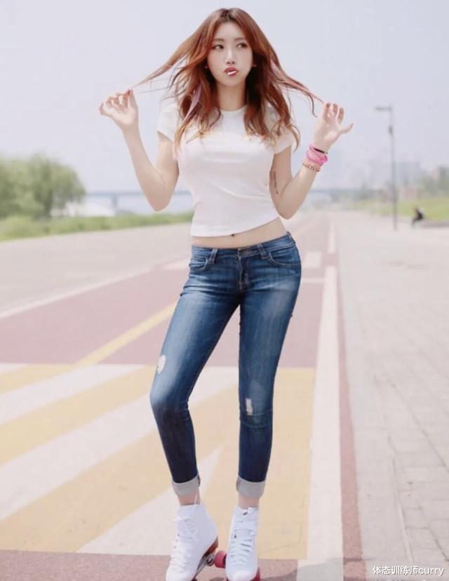 减脂|韩国最美体育老师将要嫁人，竟是韩国最强大叔，好身材这样养成