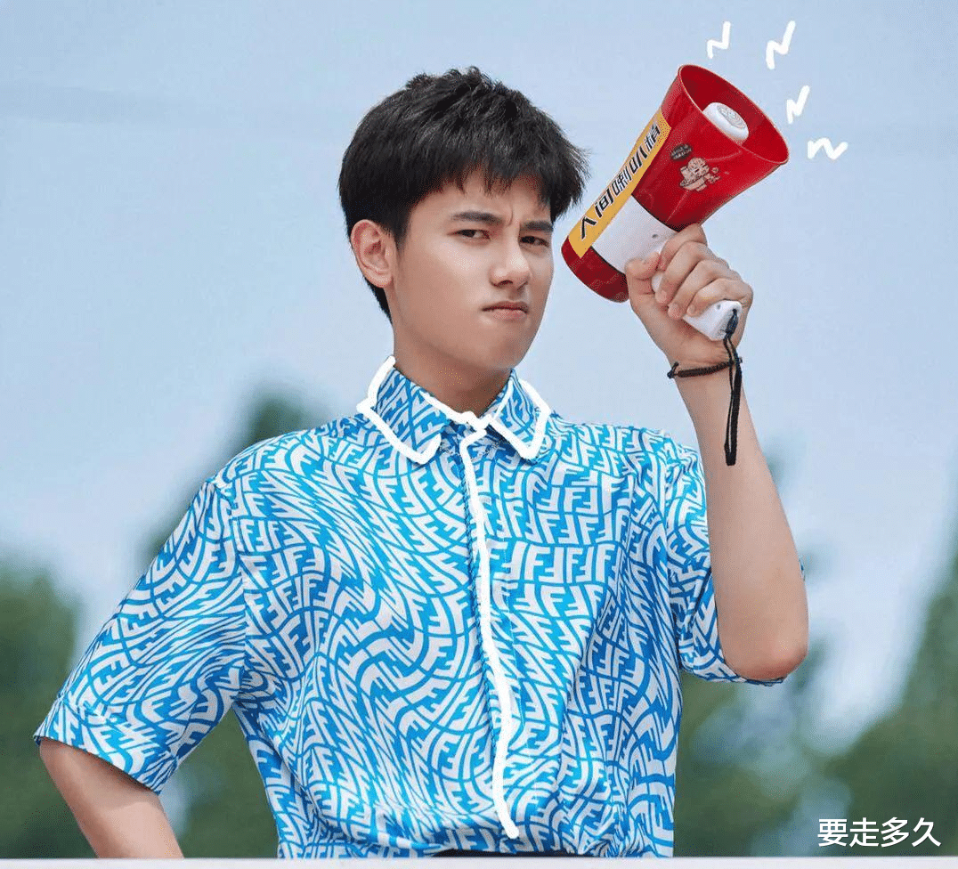 赵丽颖|赵丽颖的工作室已经被禁言了,半个月不能发消息,所有商务合作都停了