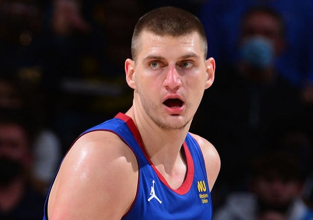 达米恩·利拉德|利拉德轰55+10+12记三分仍无缘今日最佳!对不起,你碰到MVP了!