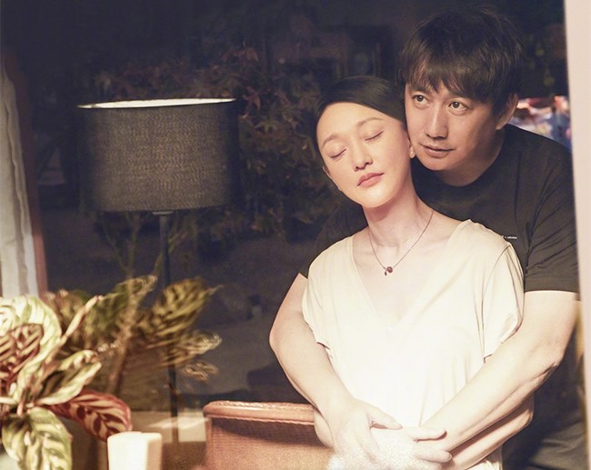 周迅|官宣离婚一年！47岁周迅坦言很孤独，一个人独居不敢网购点外卖