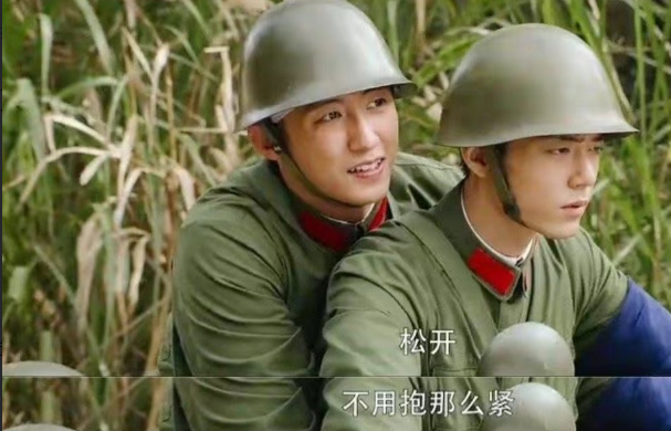 英雄岁月之王牌部队|《王牌部队》空降引热议？《深呼吸》被迫撤档，矛头指向了肖战