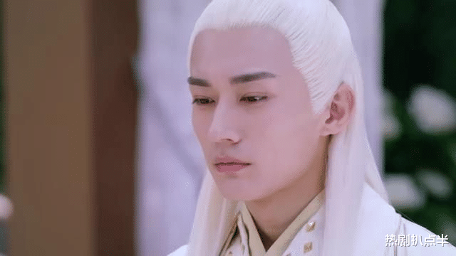 王鹤棣|同样是白发造型，王鹤棣成毅的不忍直视，还是他们hold住了