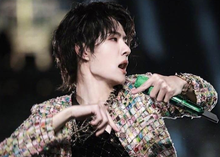 王一博|王一博整“鼻子”衰老太快？粉丝纷纷调侃：他只是长肉了