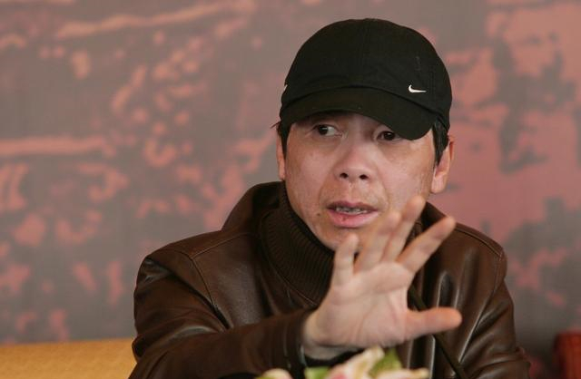 沈阳|“投机倒把”冯小刚，10亿合同泄露，撕开娱圈背后洗钱套路