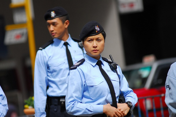 陈德容|4位不耐老的女星，有人中年发腮，有人才25就颜垮，各有各的心酸