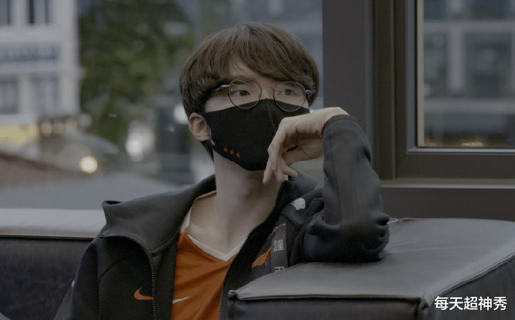 perkz|忽视Faker？Perkz畅谈小组赛，对LPL和LCK的看法不同