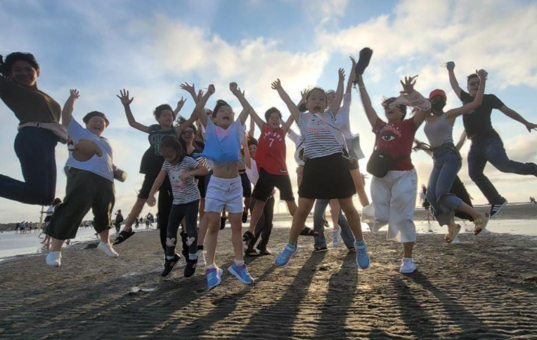 炎九|姐弟恋婚后女人崩溃，不想丈夫两次离家出走，最后连累自己一家人