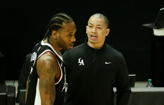 快船队|可怕！最强快船仍未出炉，冠军前锋成隐藏王牌，2亿中锋麻烦了