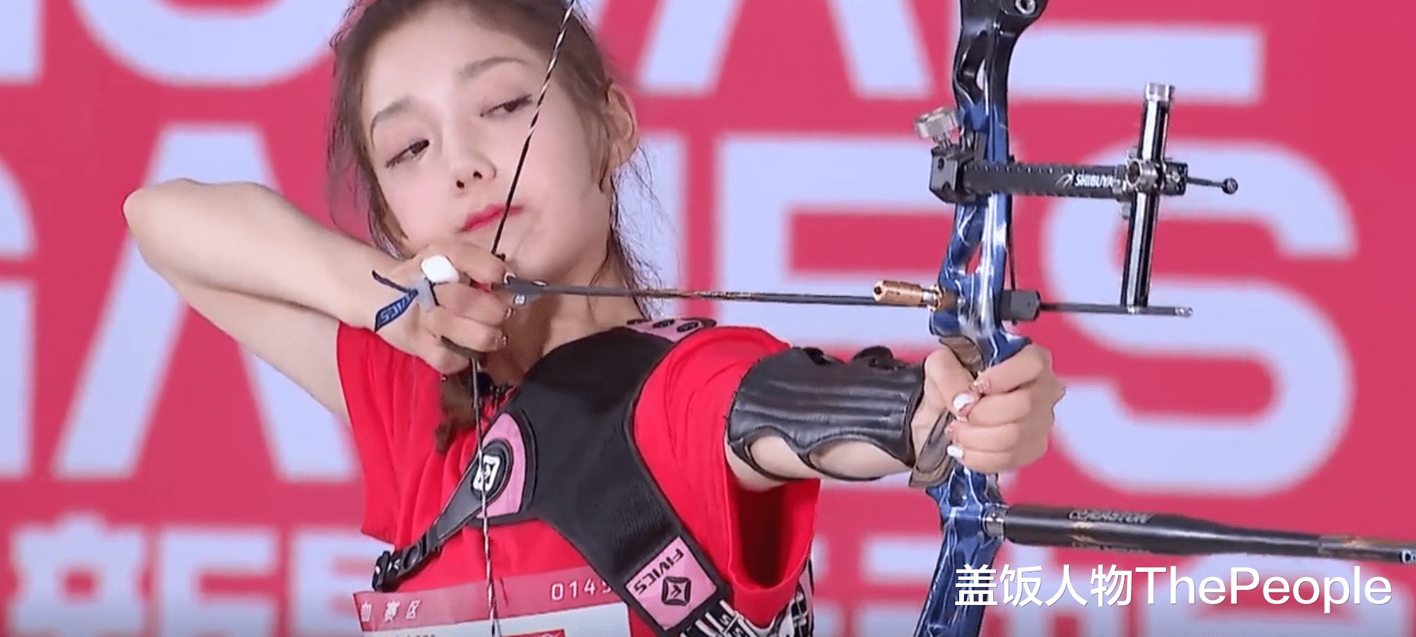 李溪芮|有人秀身材惹争议、有人凭实力成名场面，明星运动会到底该看啥？