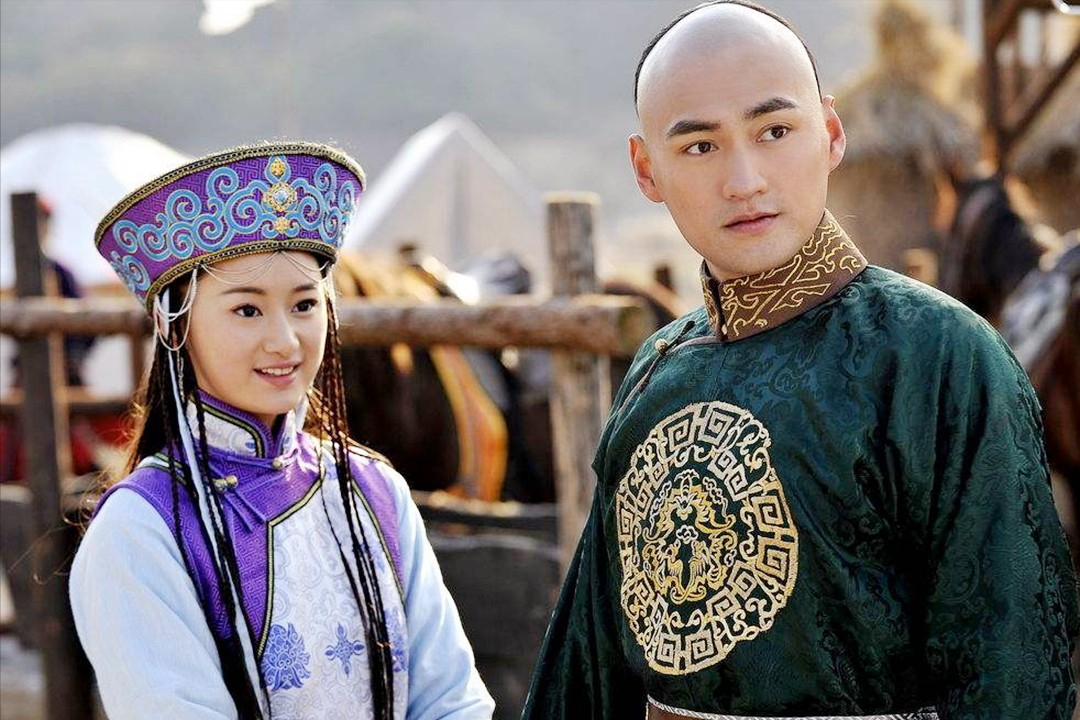 吴京|10年拍《步步惊心》时，黄晓明嫌弃戏份太少拒绝，播出之后却后悔不已