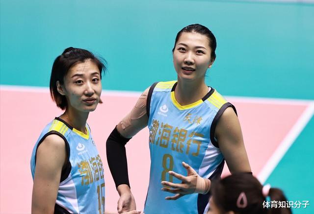 女排|拦网轰下43分独领风骚！女排副攻杀出新巨星，1米95大将横扫联赛