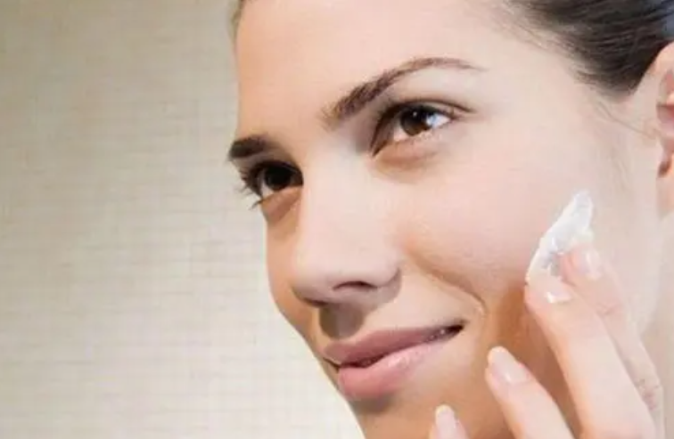 珑阳谈护肤 护肤也要“断舍离”，这份“精简护肤”指南，收好不谢