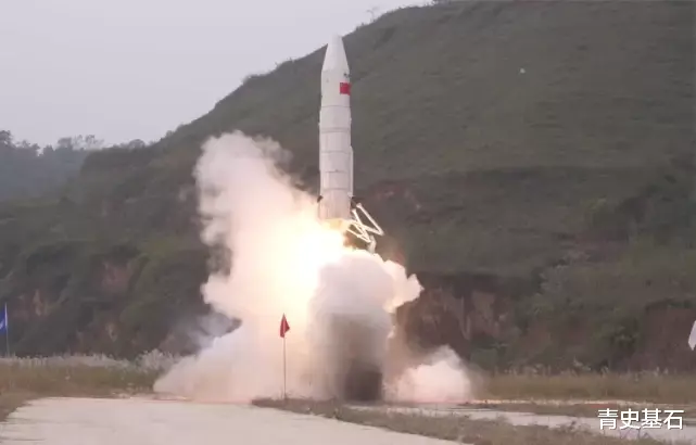 航天 突破！我国航天公司完成火箭可回收技术试验，官媒纷纷关注报道