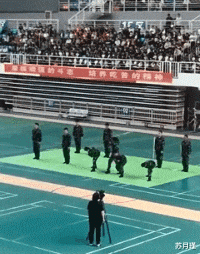 苏月瑾|“女生们记住了，玩过山车的时候一定不要穿裙子！”