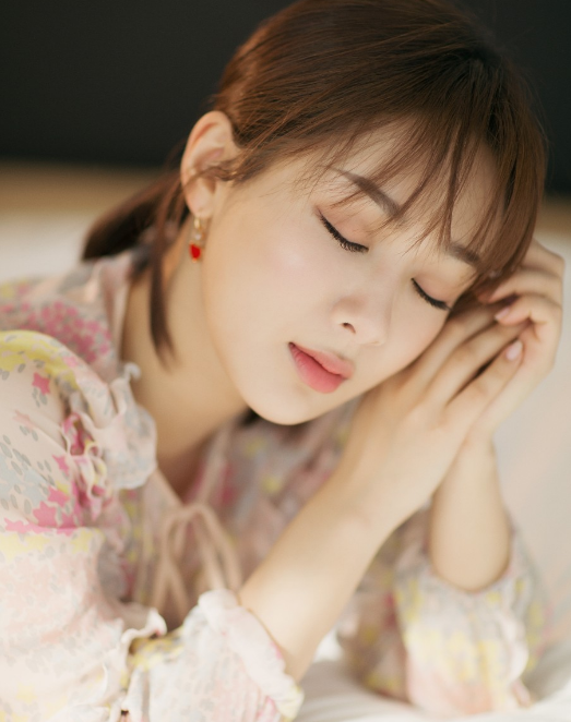 冯绍峰|脸显矮，但实际很高的6位明星，杨紫赵丽颖没啥，你能想到他185