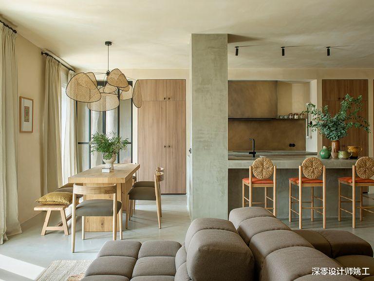 好久没看到这么温馨的111㎡三居室,满屋黄色墙面,散发出别样魅力