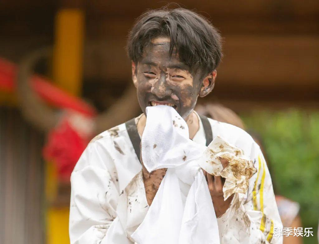 孟佳|《牛气满满的哥哥》：这位女嘉宾的城府，可真是有点深