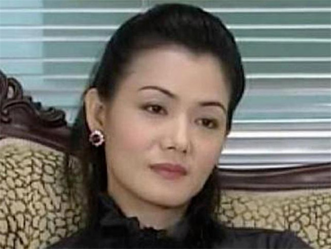 护士|护士出身，24岁出道走红，一生未嫁在剧组倒下离世，享年50岁