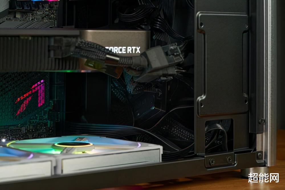 机箱|乔思伯D40机箱评测：紧凑性兼容性皆可兼得