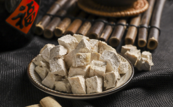 医生|吃一次等于6斤猪油，27岁外卖员患肝癌，医生：1种“粗粮”怎能当饭吃