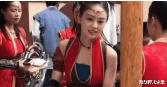 横店|横店“校花”泛滥成灾，诸多孩子不上学等戏拍，网友：想红想疯了