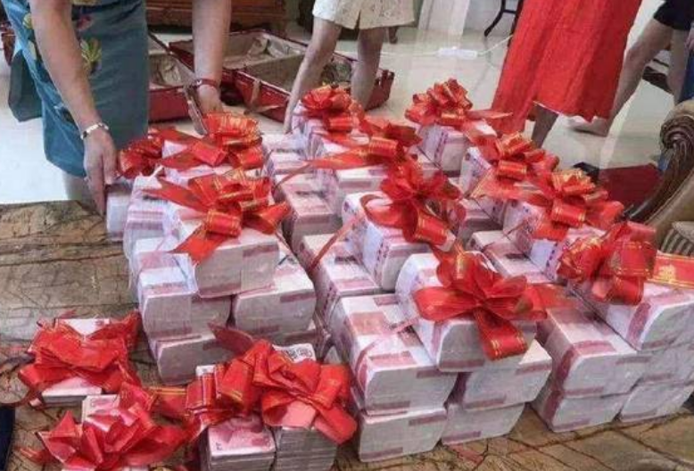 国内社会速递 贷款30万娶媳妇儿?“天价”彩礼再惹争议,江西成为众矢之的