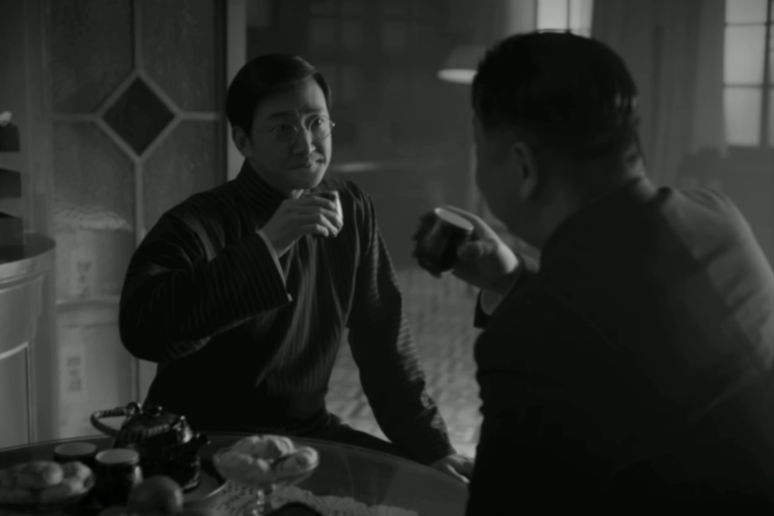 林满江|《突围》林满江：母亲18岁被朱家弃养，他17岁发誓要当省长