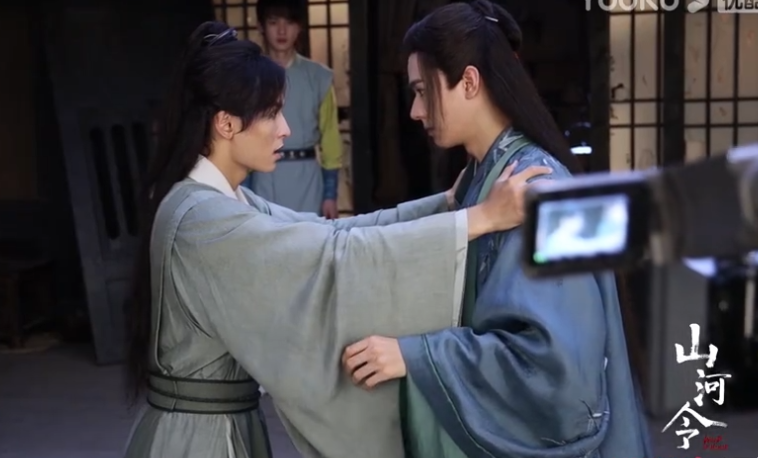 官宣|耽改101“第一位受害人”出现了！义父和蝎儿拉手如过电，官宣了