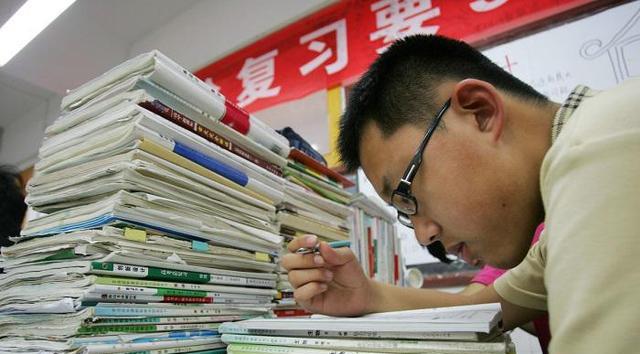 师宝典 学生的寒假接近尾声，老师的逆耳忠言：自律者出众，懒散者出局