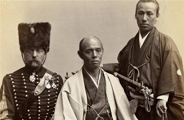 日本|真实日本武士照片，个子矮小眼神凶狠，女武士貌美如花