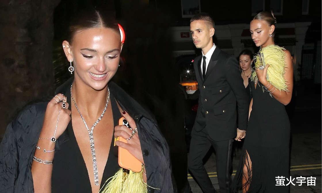 贝克汉姆|贝克汉姆次子19岁罗密欧展“男友力”，披外套为女友御寒