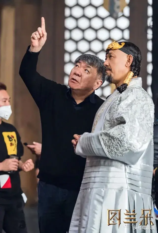 关晓彤|3.8分！姜文胡军出演，陪衬关晓彤，这烂片堪比鹿晗《上海堡垒》